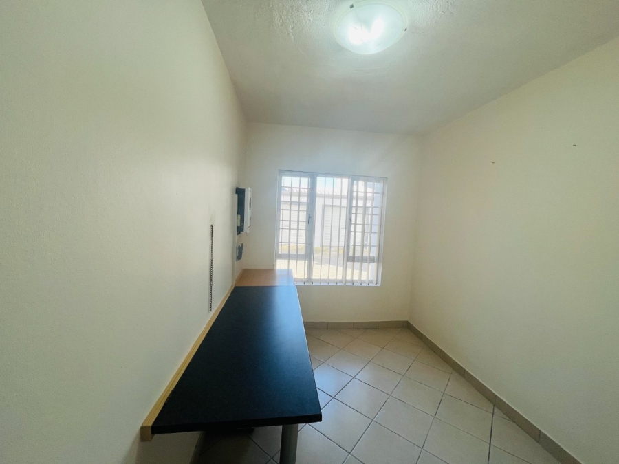 3 Bedroom Property for Sale in Reebok Western Cape